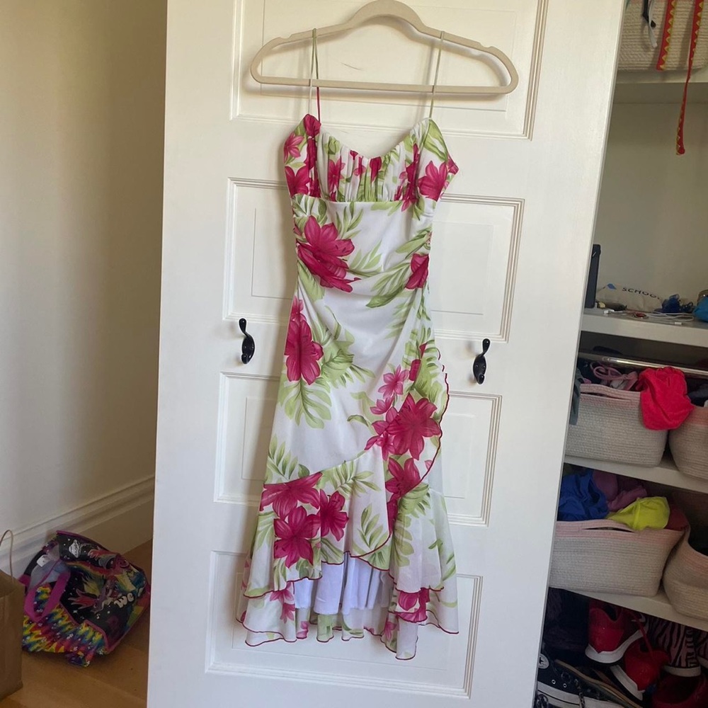 Floral 90s midi dress